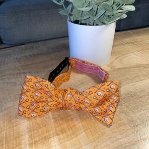 Vineyard Vines Lacrosse Bow Tie